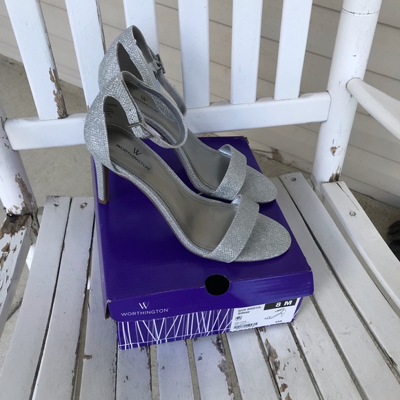 Heels - Picture 2 of 6